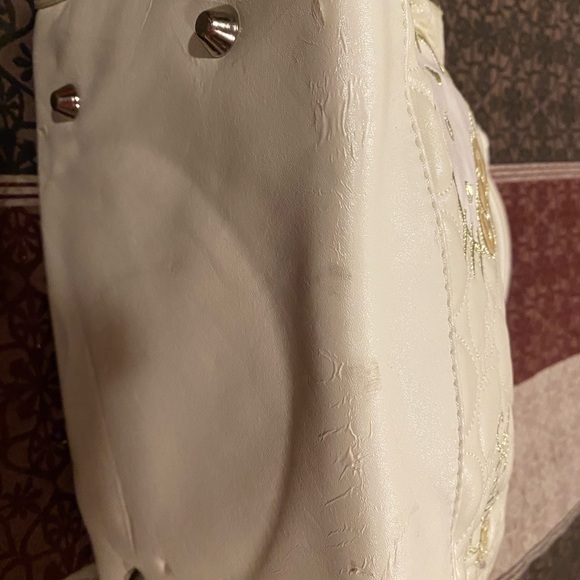 Hello Kitty Satchel Tote in Good Condition - Picture 3 of 11